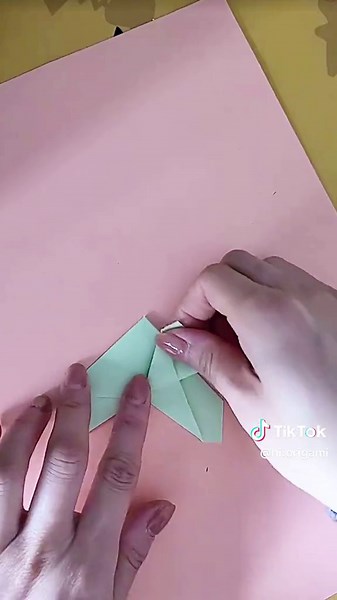 New Origami Bookmark Paper Butterfly #origam #origami #paperbutterfly #butterfly #bookmark #bookmarks #bookmarkshop #bookmarksdiy #bookmarkideas