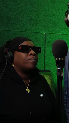 Old School Dubplate Recording with U Brown, Queen Omega & Chezidek