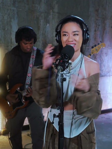 Awich - A Woman Hung Up | Live With Bar4Bar.TV