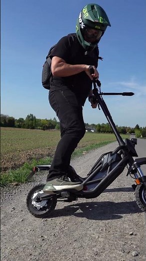 Najbardziej nietypowa Hulajnoge Elektryczna Acer Predator Extreme!