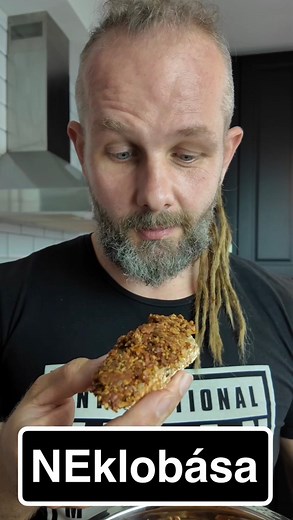 NE-klobása nie je klobása 🫣 #jedlo #vegan #recepty | BudVegan