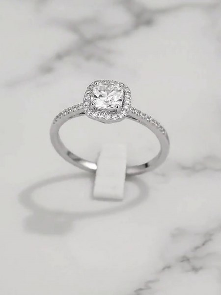 1.25 CT Cushion Cut Diamond Engagement Ring, Anniversary Ring Gift for Women, Bridal Halo Ring, Promise Ring - Etsy