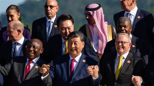 International collaboration in 21st century public governance