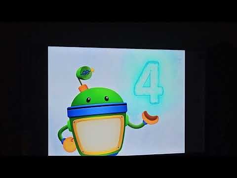 Team Umizoomi gets through the snow tunnel, and Bot knocks down the ice wall with snowballs