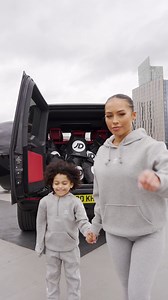 Left it last minute this mothers day? We have got you!👊 Head online and pick up an e-gift card and let her decide. Tap the link to cop yours 📲. https://fal.cn/3nh9s | JD Sports