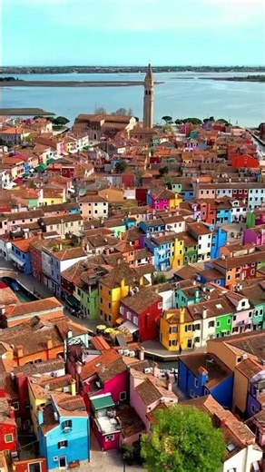 Burano: Italy’s Most Colorful Paradise 🇮🇹🌈✨
