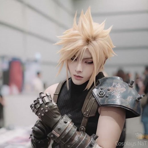 Cosplay: Final Fantasy VII: Cloud Strife ft. Zackt. ザックト #cosplay