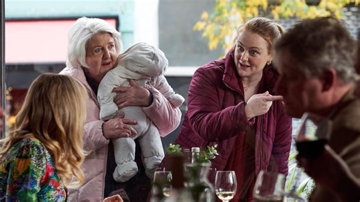 Motherland S03E04 - Mother's Day