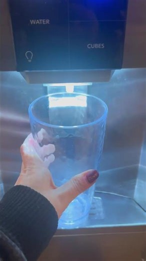 FRIGIDAIRE PROFESSIONAL REFRIGERATOR FREEZER