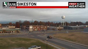 68K views · 81 reactions | LIVE: Thunderstorms are moving through the Heartland. This is a live look from the KFVS First Alert Skycams. ▶ https://tinyurl.com/73spuw2u | KFVS-TV | Facebook