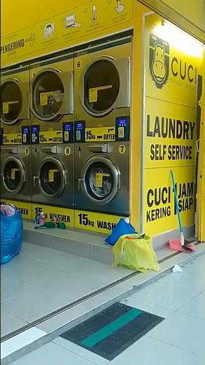 Laundry Coin Cepet tapi lagi antri