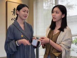 依旧尼姑素食馆，依旧尼姑最严厉的父亲