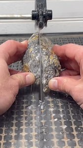 What’s inside this stone?! | Taylor’s Rocksmithery