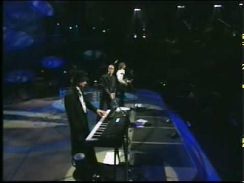 Bee Gees - To Love Somebody (live 1997)