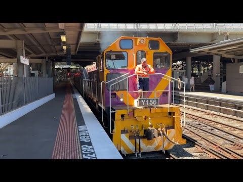 V/Line Y156 Shunts the N Sets to the Bank Sidings at Southern Cross Station - RVB 3 Chime HORN SHOW