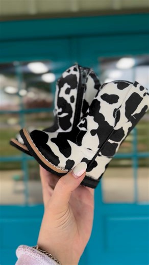 236K views · 7.3K reactions | Cutest baby boots i’ve ever seen 朗 | Bella-Breez Boutique, LLC | Facebook