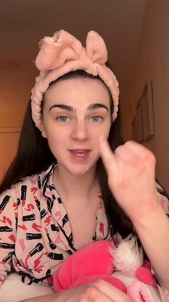 Understanding American Sign Language Versus English