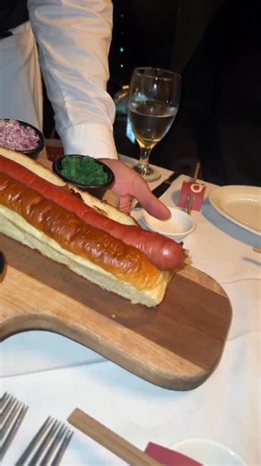 Ordering hot dogs from the kids menu 🌭 @nickandsams | Foodbeast