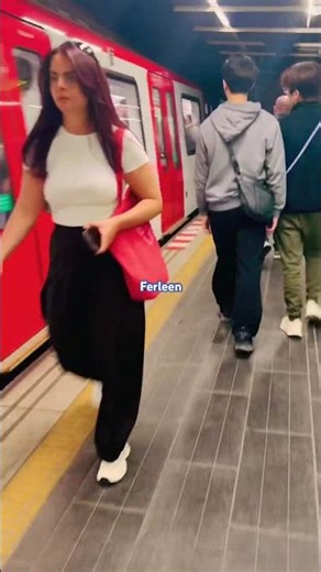 🇪🇸 L3 Metro Station #trending #trendingshorts #shortvideo #youtubeshorts #youtube