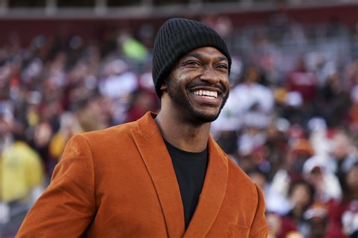 RG3 has strong reaction to Tom Brady and Raiders free agency moves