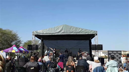 3.4K views · 51 reactions | Warm Fest is 'n fees RUSTENBURG HERALD - RUSTENBURG - Wat n fees by Waterfall Mall, Jacaranda 94.2 en Breakfast with Martin Bester Warm Fest in Rustenburg hou | Rustenburg Herald | Facebook