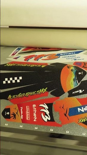 Custom Dirt Bike Graphics – From Print to Track in Seconds!