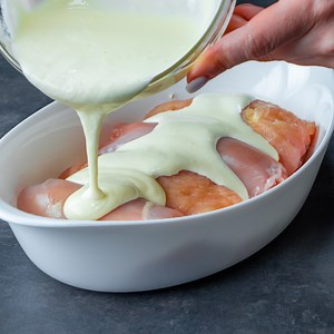 Forget about other chicken breast recipes! Creamy rolls with tasty filling! | Appetizing.tv