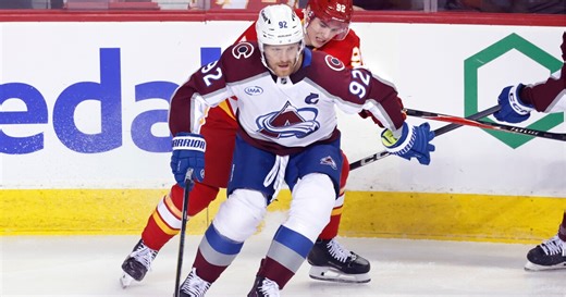 Landeskog scores go-ahead goal to help the Avalanche to a 3-1 win over the Flames