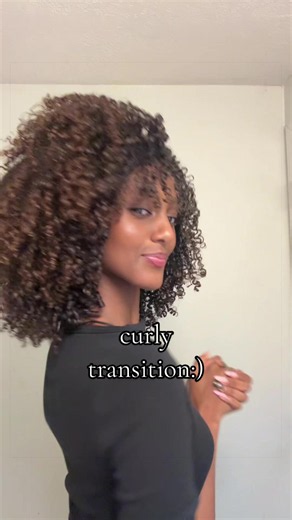 Curly Hair Trim: Perfect Layers for a Wash & Go Style