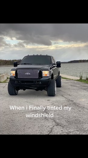 Painted windows life #powerstroke #6liter #6liter #2footers #foryou #ItsOurHome #paintedwindows