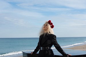 Adda, concert într-un picior de Revelion. Ce a pățit artista