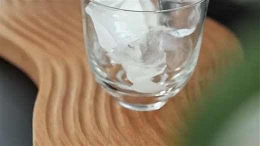 德龙（Delonghi）咖啡机 全自动家用意式泵压美式16款饮品菜单13档研磨豆粉两用 升级打奶泡系统原装进口E LatteMax 自动清洗 一键式菜单 温度调