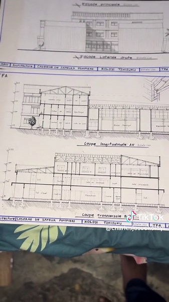 Coupes et façades : explorez l'architecture moderne