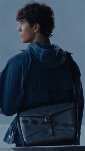 ROG Global | The ROG Archer Messenger 14 is designed for streamlined urban carry, featuring an ergonomic build that reduces pressure and heat throughout... | Instagram