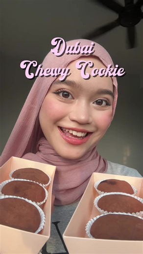 Replying to @Jehan Azmin i ubah fikiran. @Laena Bakes punya paling sedap antara semua kedai 😫✨ #dubaichewycookie #dubaicookies #viraltiktok #fypシ゚