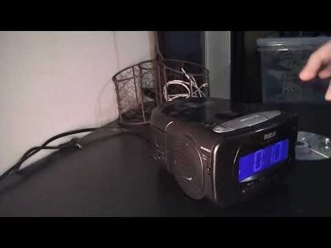 2001 RCA CD Clock Radio (RP5600C)