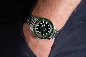Hands-On With The Rado Captain Cook in Green