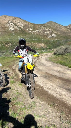 RMZ450 💪💪⛰️ AND SURRON HILLCLIMB ⛰️⛰️💪 BEAUMONT BUNKER CA ⛰️⛰️⛰️ #fyp #foryourepage #foryoupageofficiall #dirtbikes #foryou