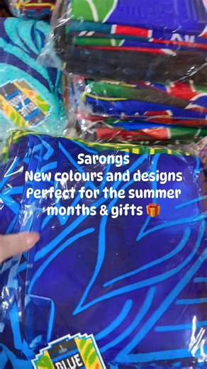 Easy to wear soft flowing sarongs in different colours / designs | RUNIK Polynesian Town