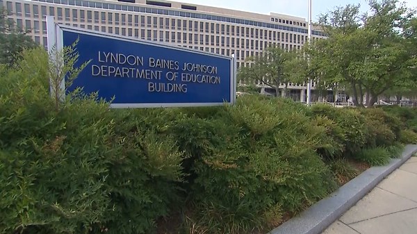 What Mass. borrowers can do to prevent federal student loans from going into default