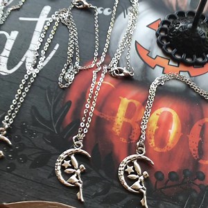 29 reactions | New in Etsy ~ Faerie Pixie Earrings and Pendants @terrifoss sold separately https://www.etsy.com/shop/TerriAnnFoss #terrifoss#terriannfoss#art#halloween#witch#WitchyVibes#witchcraft#ArtOfInstagram#Instagram#etsy#EtsySellersOfInstagram#EtsySeller#EtsyFinds#Instagramers#smallbusiness#Jewelry#SpoonRings#Rings#Earrings#Pendants#Necklaces#Vintage#handmade#faerie#pixie#faerie#fairy#fae | Terri Foss | Facebook