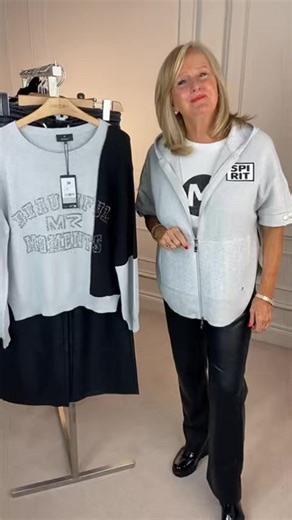 ✨ New Arrivals from Monari ✨ Jenny’s outfit Grey poncho style zip jacket : https://jennys.ie/products/half-sleeve-hooded-jacket-ash-grey-melange-809055-820ag M logo Tshirt: https://jennys.ie/products/m-logo-tshirt-off-white-808890-102 Faux leather trousers: https://jennys.ie/products/leatherette-trousers-black-808753-999blk Jose Saenz patent boots : https://jennys.ie/products/wedge-centre-zip-boot-black-6426-blk ON THE RAIL : Grey and black embellished sweater : https://jennys.ie/products/colour