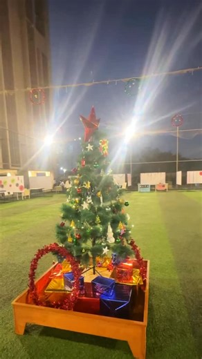 Anand Niketan Cambridge Campus on Instagram: "Learning came alive as brilliance and celebration took center stage at Connections & Carnival’25 🎉 From insightful subject showcases across Science, Mathematics, Languages, Social Sciences & Commerce to a vibrant carnival brimming with food stalls, games, creativity, music and dance—every moment reflected curiosity, collaboration and celebration. Thoughtfully curated by the students, for the students, and shared meaningfully with parents at every st