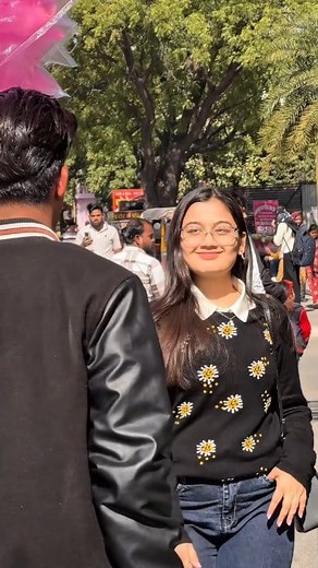 619K views · 29K reactions | Cute_girl_new_video_girl_back_to_seen_me_publice_reaction_on_cute_girl_she_is_love_me #karanflipper07 #girl #publice #reaction #new #video #trending #reelsvideo #trending #song #instagram #forpage #viral #reel #viralvideo #support #girl #lookso #hard #meta #forpage #instagram #impression #girlimpre #impress #girlreaction #trendingreels #video #khatrank #2025challenge | Har Har Mahadev | Facebook