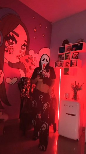 Ama Blitz👾 on Instagram: "No hago nada, pero me gustó jajajaj #amablitz"