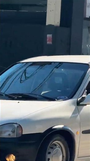 CORSA WIND CRUISING DOWN EUROPA AVE! 😳🚗