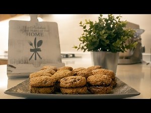 BISCOTTI FIOCCHI D'AVENA E CIOCCOLATO - In Cucina Con Moira