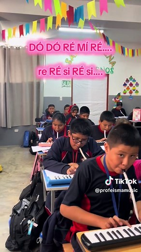 Tutorial de La Cumbia Linda del Amor para Melódica