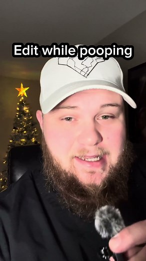 Edit while pooping #trending #viral #viralvideo #edit #capcut #poop #fyp #fypシ #contentcreator