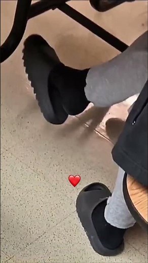 Girl shoe playing, majestic dangling #feet #highschool #goon #prettygirl #slippers #shoeplay #socks